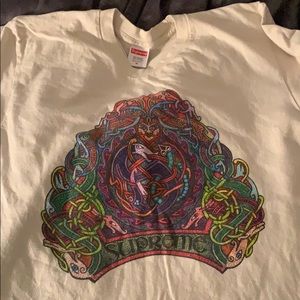 Men’s/women’s supreme tee